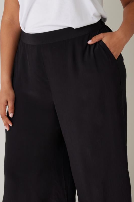 Evans EVANS Curve Black Crepe Wide Leg Trousers