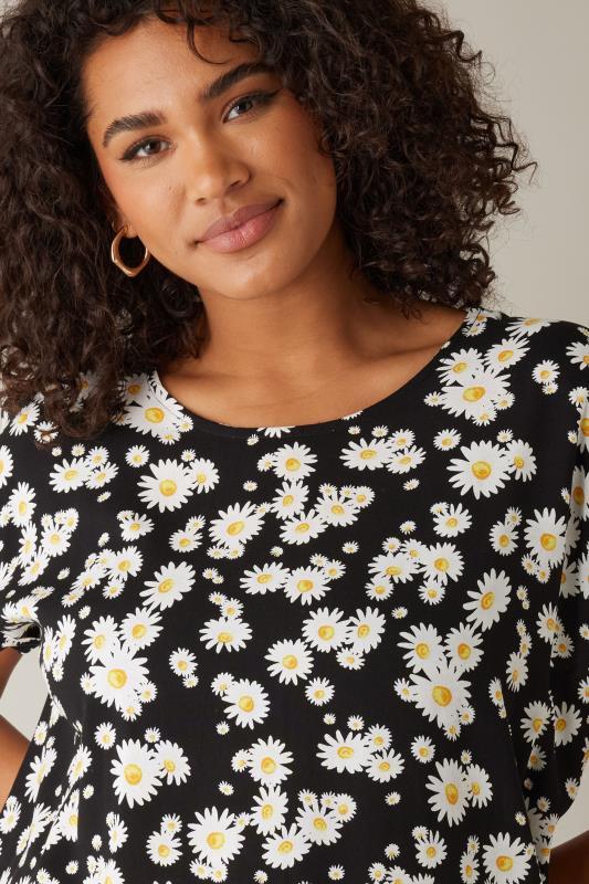 Evans EVANS Curve Black Daisy Print Blouse