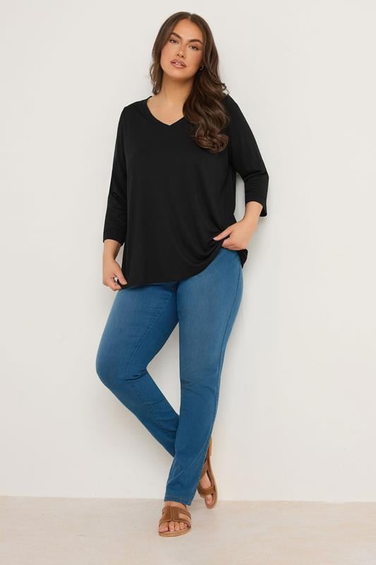 Evans EVANS Curve Black V-Neck Modal Rich Top