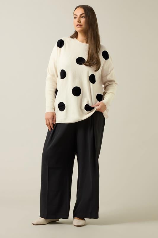 Evans EVANS Curve Cream & Black Spot Knitted Jumper