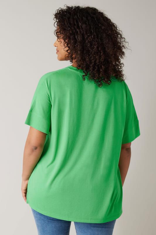 Evans EVANS Curve Green V-Neck Modal Rich T-Shirt