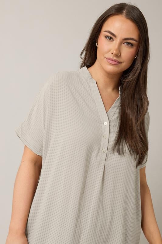 Evans EVANS Curve Grey Woven Check Blouse