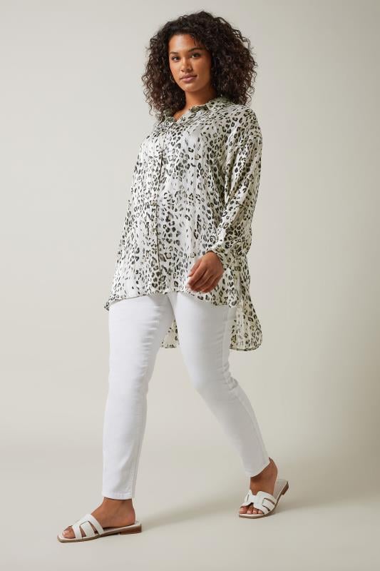 Evans EVANS Curve Ivory White Leopard Print Blouse