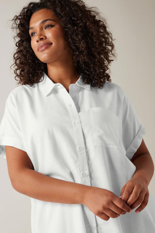 Evans EVANS Curve White Dipped Hem Shirt