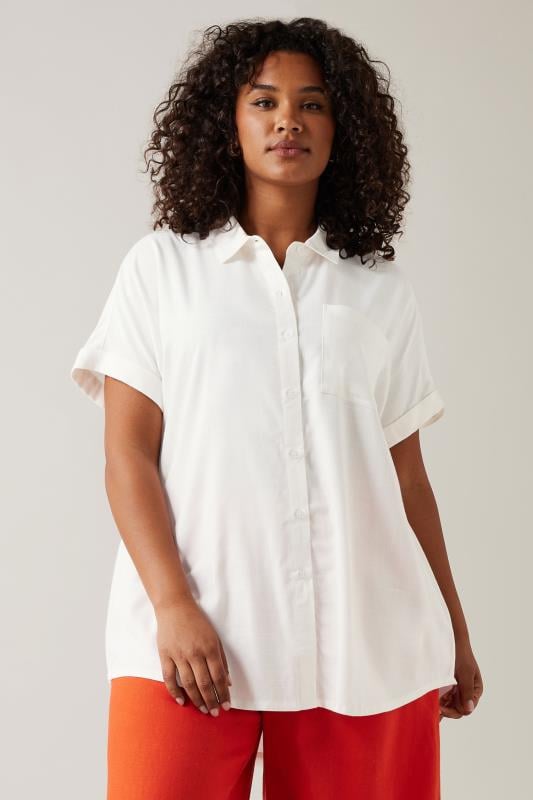 evans EVANS Curve White Dipped Hem Shirt