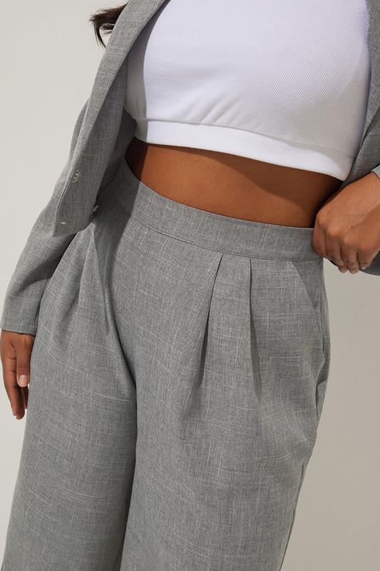 Evans LIMITED COLLECTION Curve Grey Cropped Blazer
