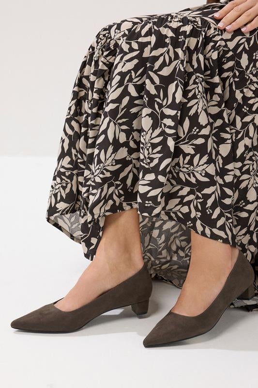 evans LTS Chocolate Brown Pointed Block Court Heel