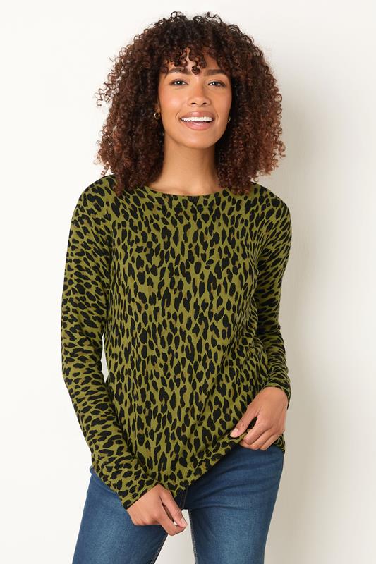 evans M&Co Green Leopard Print Crew Neck Jumper