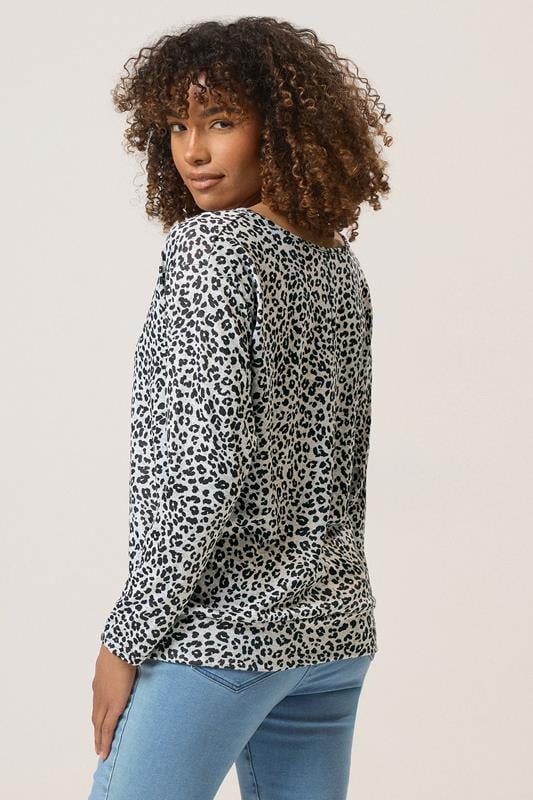 Evans M&Co Grey Leopard Print V-Neck Top