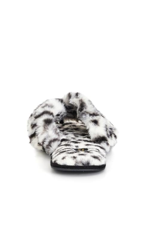 Evans Evans White Leopard Print Faux Fur Flip Flop Slipper