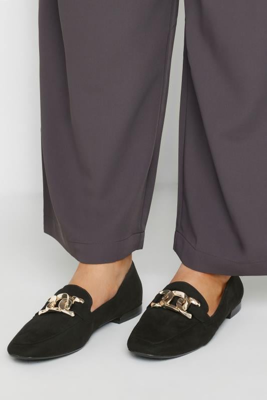 evans Yours Black Closed Back Loafer In Wide E Fit