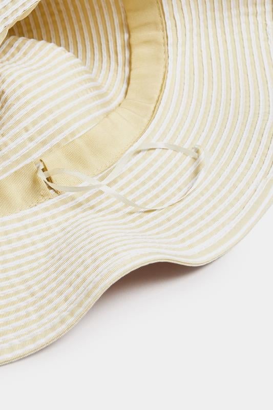 Evans Yours Cream Stitch Detail Bucket Hat