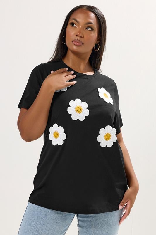 evans YOURS Curve Black Applique Daisy T-Shirt