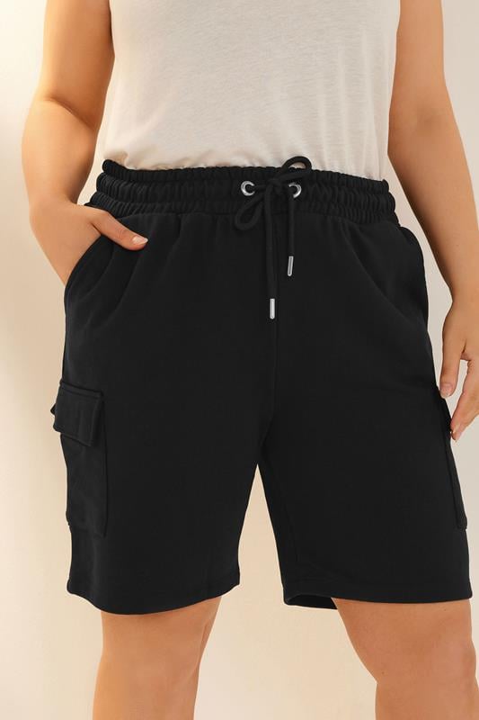 Evans YOURS Curve Black Cargo Jogger Short
