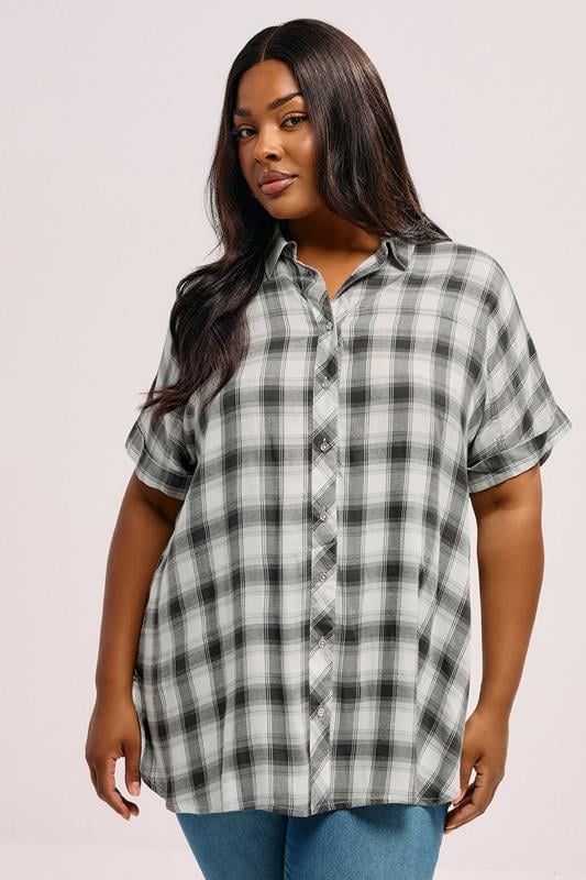 evans YOURS Curve Black Check Short Sleeve Shirt