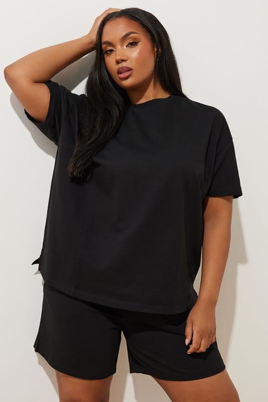 Evans YOURS Curve Black Sweat T-Shirt & Shorts Set