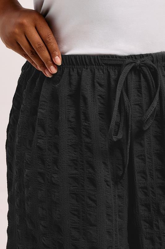 Evans YOURS Curve Black Textured Tie Waist Shorts