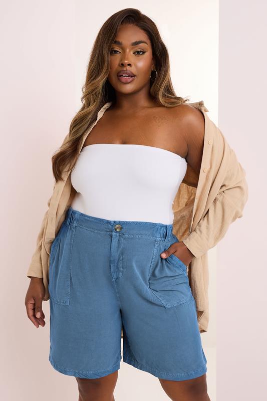 evans YOURS Curve Mid Blue Chambray Pull On Shorts