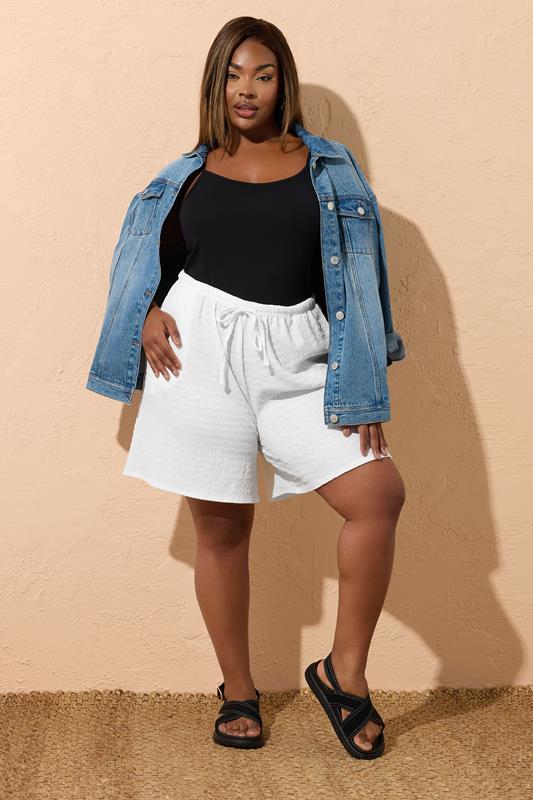 Evans YOURS Curve White Textured Shorts