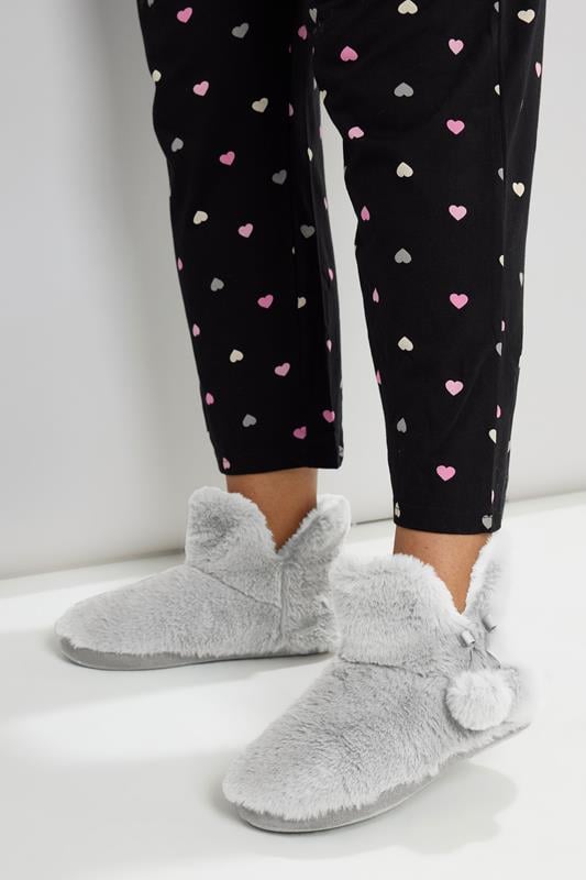 evans Yours Grey Pom Pom Faux Fur Boot Slippers