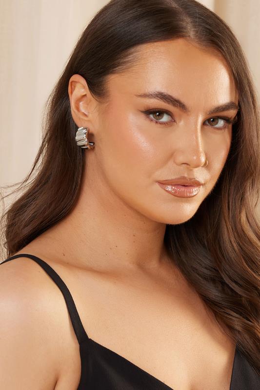 evans Yours Silver Tone Ribbed Hoop Earrings