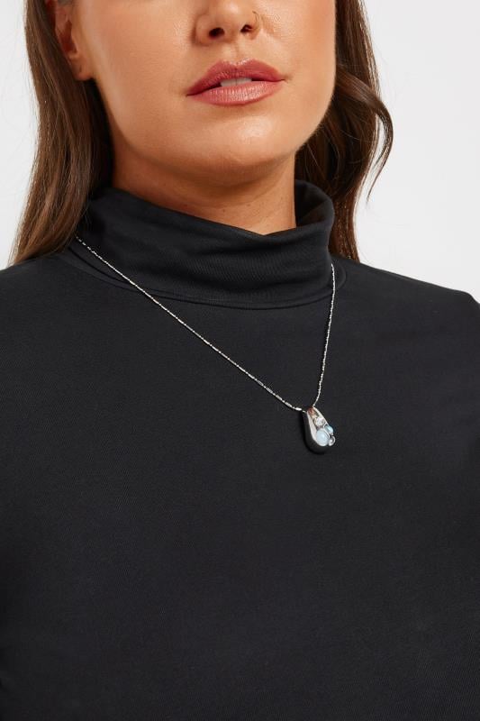 evans Yours Silver Tone Tear Drop Pendant Necklace