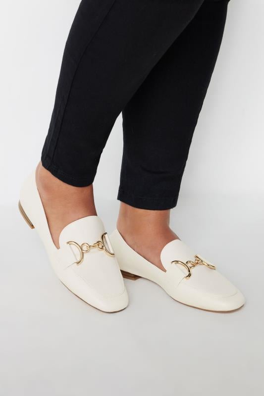 evans Yours White Link Loafer In Wide E Fit