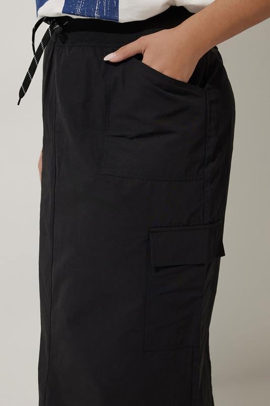 Evans LIMITED COLLECTION Curve Black Cargo Maxi Skirt