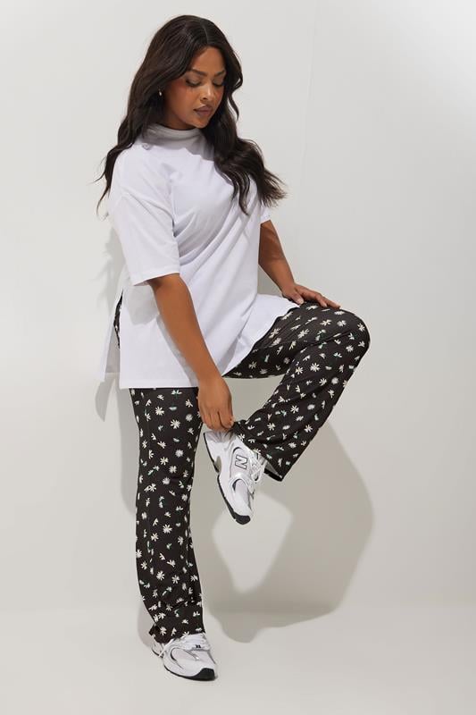 Evans LIMITED COLLECTION Curve Black Daisy Print Flared Trousers