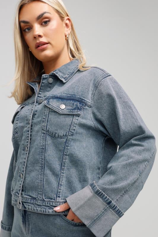 Evans LIMITED COLLECTION Curve Blue Washed Turn Up Denim Jacket