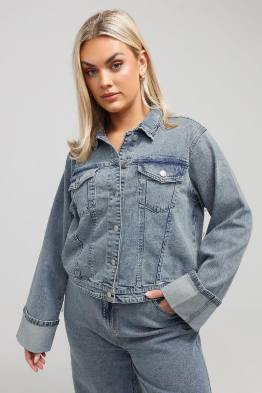 evans LIMITED COLLECTION Curve Blue Washed Turn Up Denim Jacket