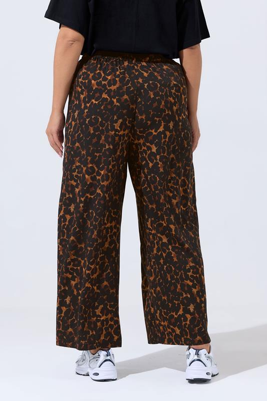 Evans LIMITED COLLECTION Curve Brown Leopard Boxer Waist Trousers