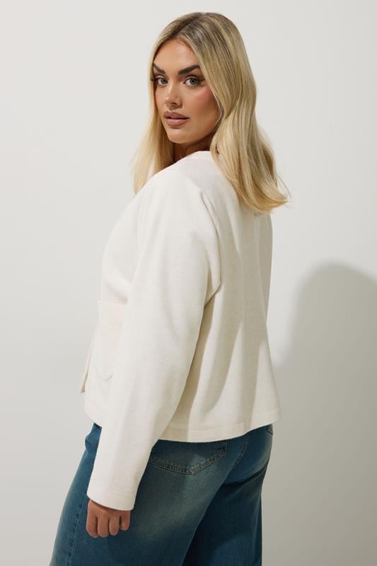 Evans LIMITED COLLECTION Curve Cream Collarless Button Jacket