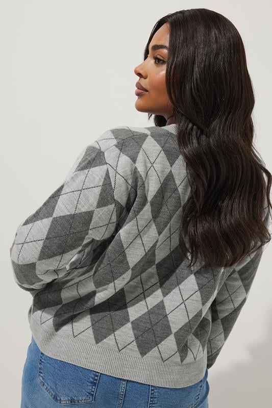 Evans LIMITED COLLECTION Curve Grey Argyle Knitted Cardigan