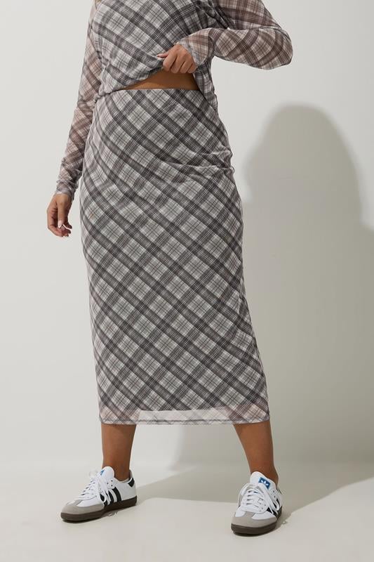Evans LIMITED COLLECTION Curve Grey & Brown Check Print Mesh Midi Skirt