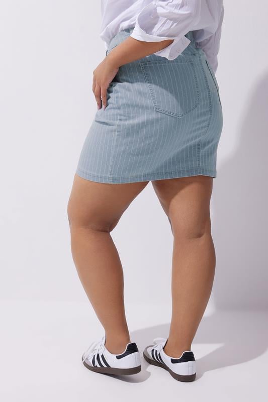 Evans LIMITED COLLECTION Curve Light Blue Pinstripe Denim Mini Skirt