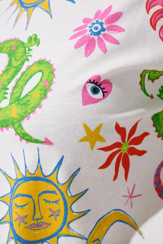 Evans LIMITED COLLECTION Curve White Graphic Mystic Print Short Pyjama Set