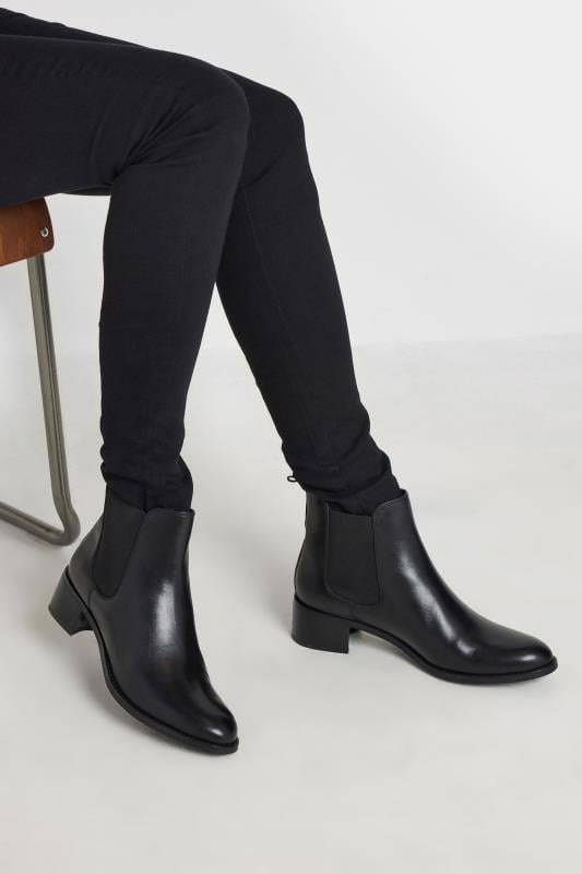 evans LTS Black Leather Block Heel Chelsea Boots In Standard Fit