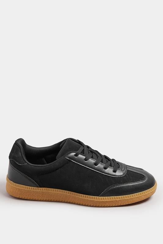 Evans LTS Black Retro Gum Sole Trainer In Standard Fit