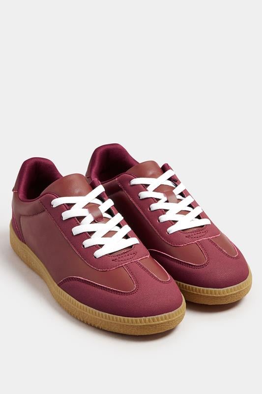 Evans LTS Burgundy Red Retro Gum Sole Trainer In Standard Fit