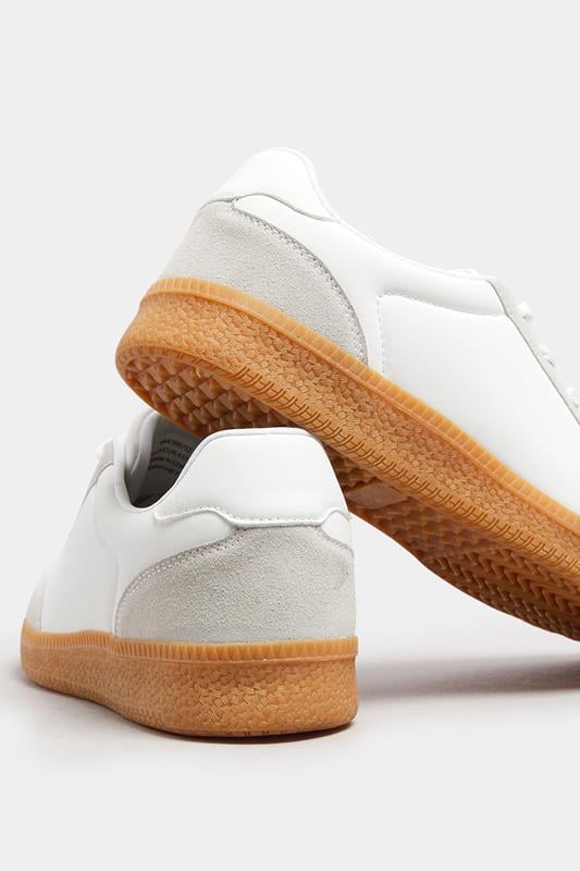 Evans LTS Ivory White Retro Gum Sole Trainer In Standard Fit