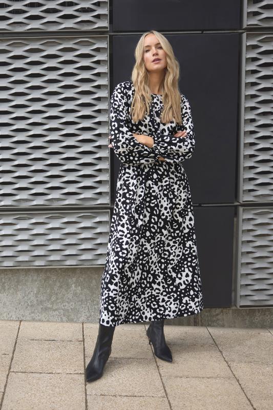 evans LTS Tall Black Monochrome Animal Print Tea Dress