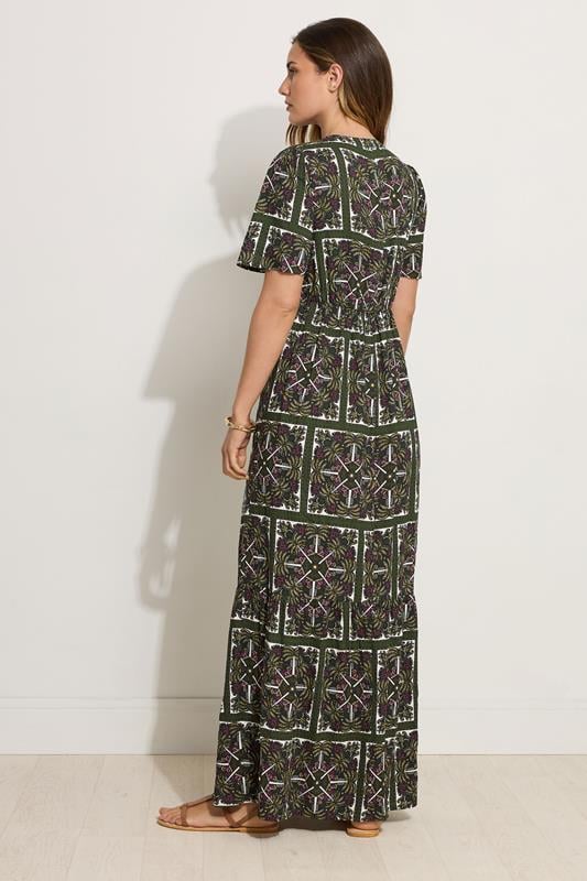 Evans LTS Tall Green Tile Print V-Neckline Maxi Dress