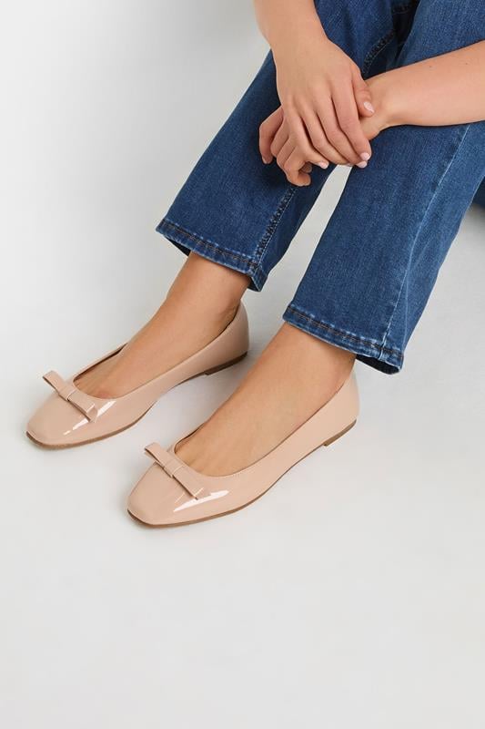 evans LTS Tall Nude Patent Bow Square Toe Flats In Standard Fit