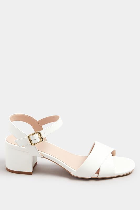 Evans LTS White Cross Over Block Heel In Standard Fit
