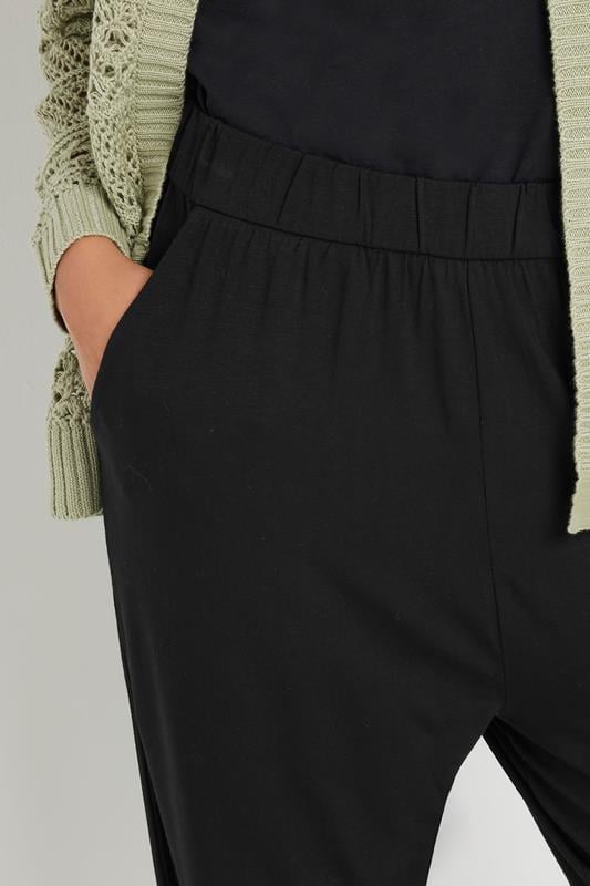 Evans M&Co Black Elasticated Waist Cropped Hareem Trousers