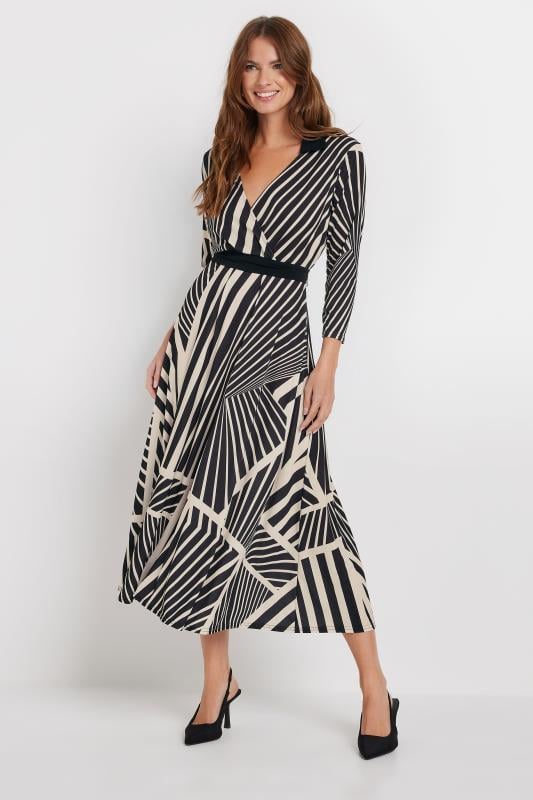 Evans M&Co Black & White Abstract Print Midi Wrap Dress