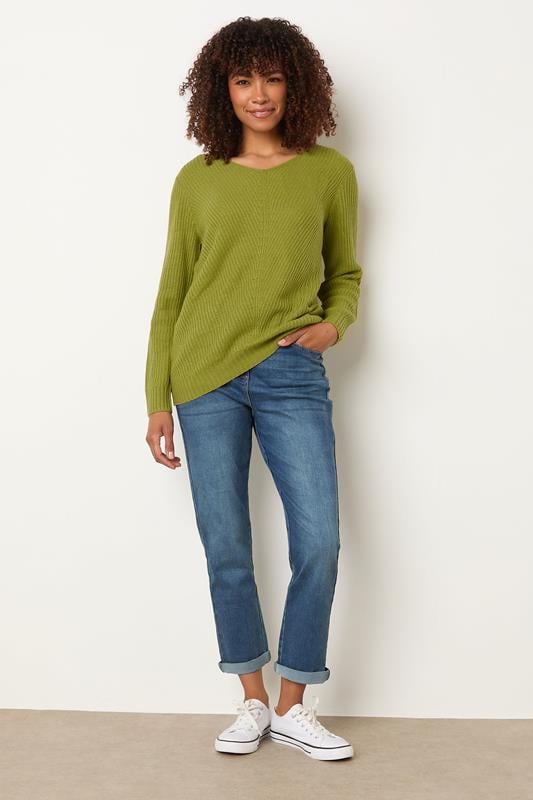 Evans M&Co Fern Green V-Neck Long Sleeve Knitted Jumper