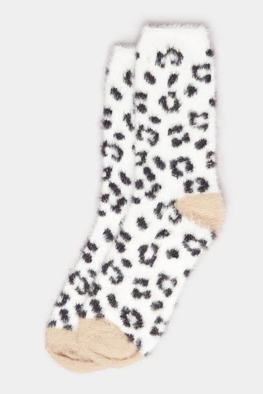 Evans Yours 2 PACK Black & White Leopard Print Ankle Socks