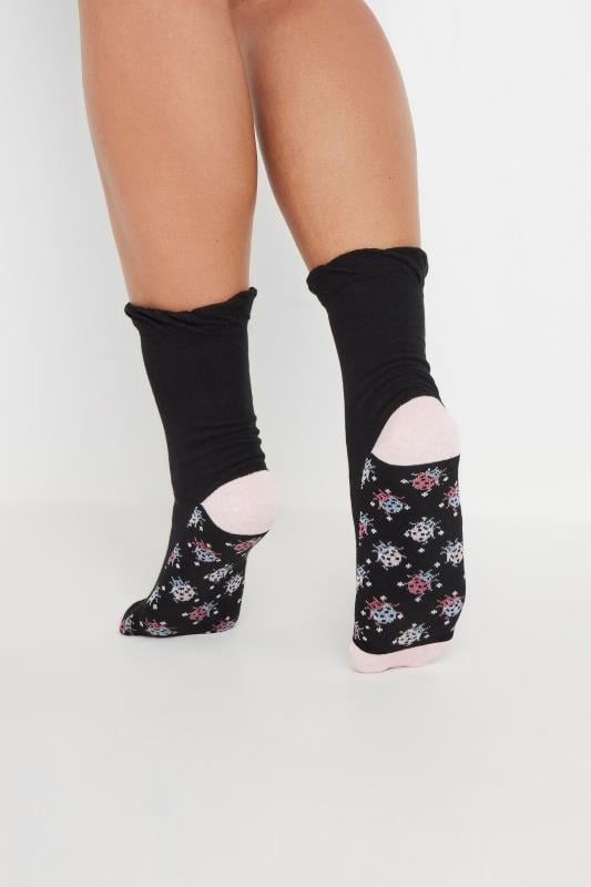 Evans YOURS 4 PACK Curve Black Butterfly Print Ankle Socks
